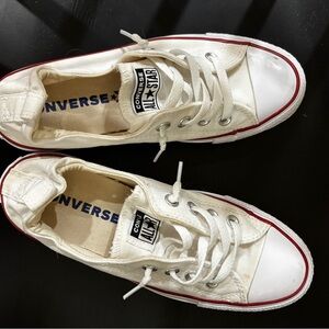 Converse women’s Shoreline White Sneakers